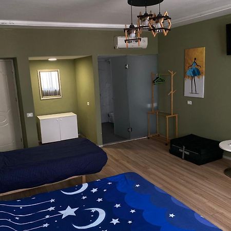 Hotel Driti New Bazaar Тирана Экстерьер фото