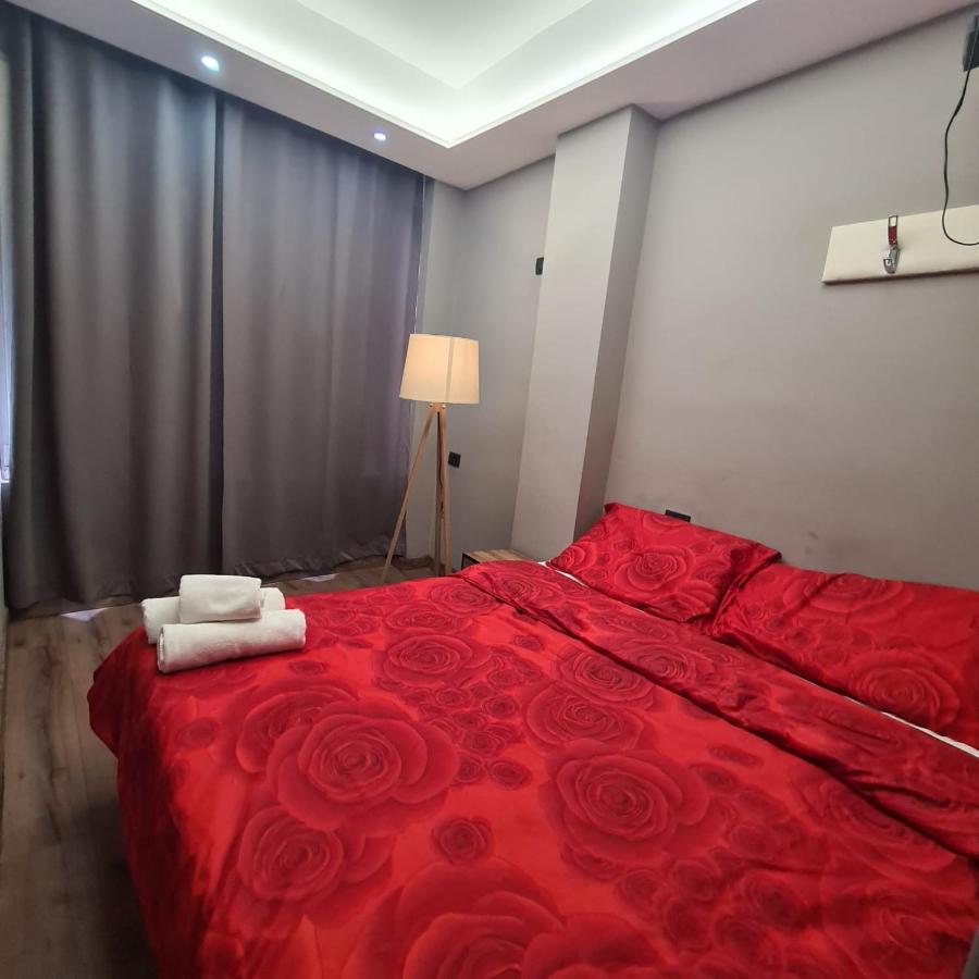 Hotel Driti New Bazaar Тирана Экстерьер фото
